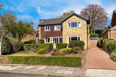 Heol Y Delyn, Lisvane, Cardiff