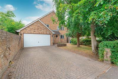 Chilton Close, Penn, High Wycombe