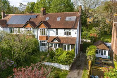 Rectory Avenue, High Wycombe