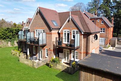 Amersham Road, High Wycombe