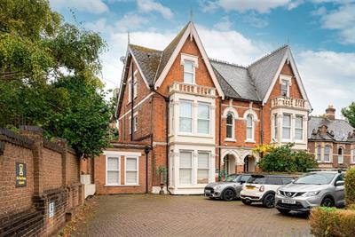 Priory Road, High Wycombe
