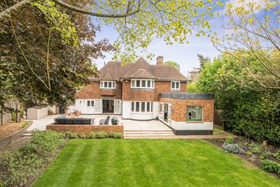 SOUTH WOKING