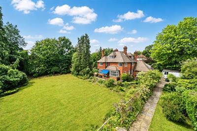 SOUTH WOKING