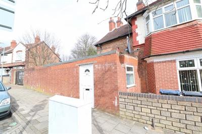 Victoria Road,  Handsworth, B21