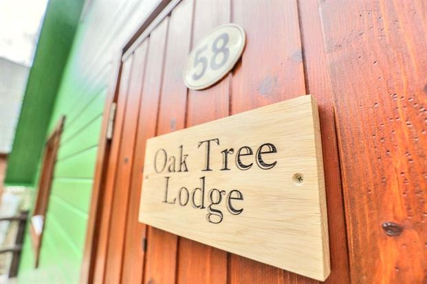 Oak Tree Lodge
