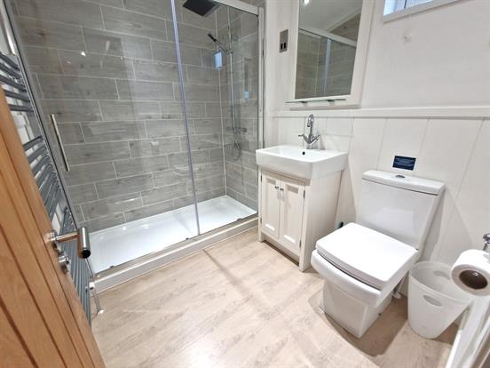 Ensuite Shower Room