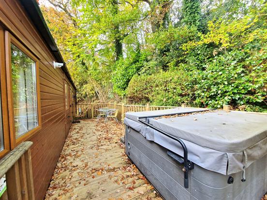 Decking With Hot Tub