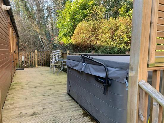 Decking With Hot Tub