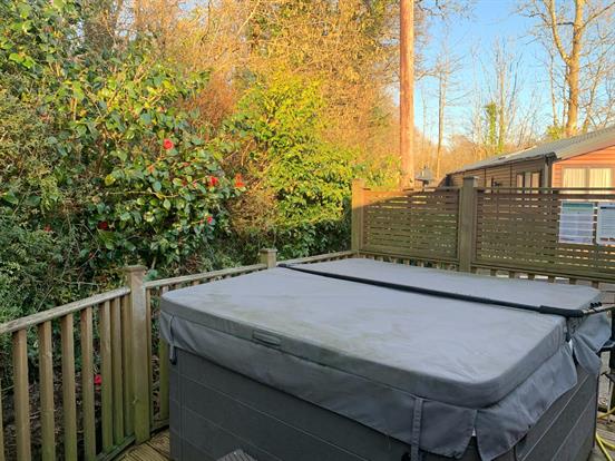 Decking With Hot Tub
