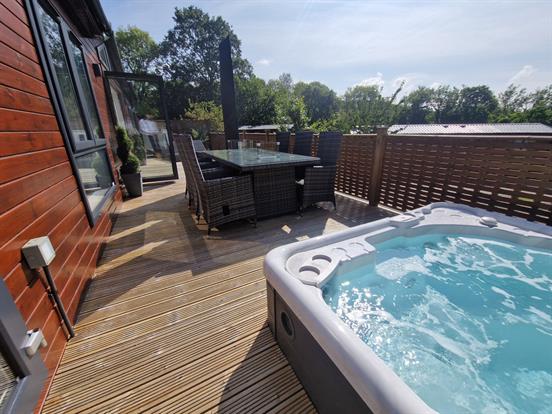 Outside Decking With Hot Tub