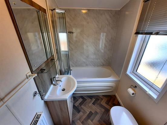Example of Ensuite bathroom