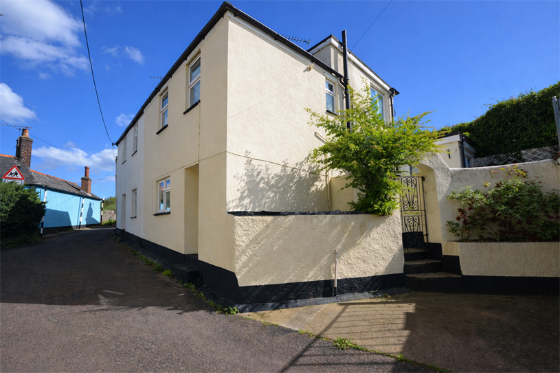8 Cockwood, Exeter