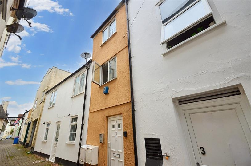 Flat 2, 11 Beach Street, Dawlish