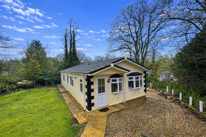 Heatherfield, Pathfinder Village, Exeter