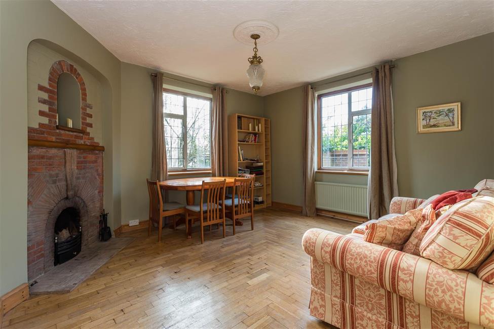 Detached House for sale in Rectory Avenue, High HP13 6HN Ford