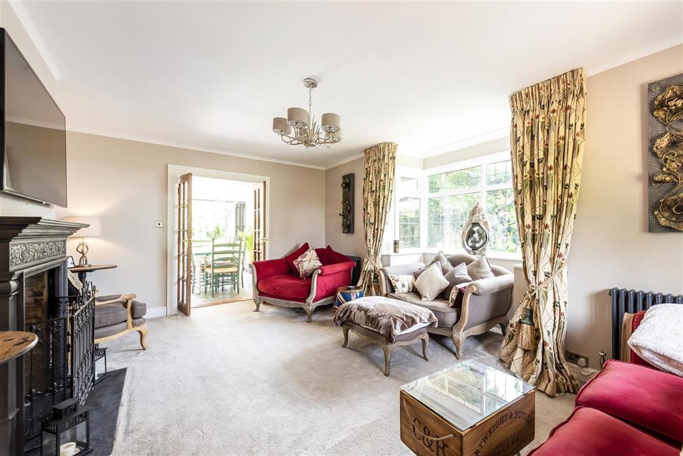 Detached House for sale in Totteridge Road, High HP13 7LN