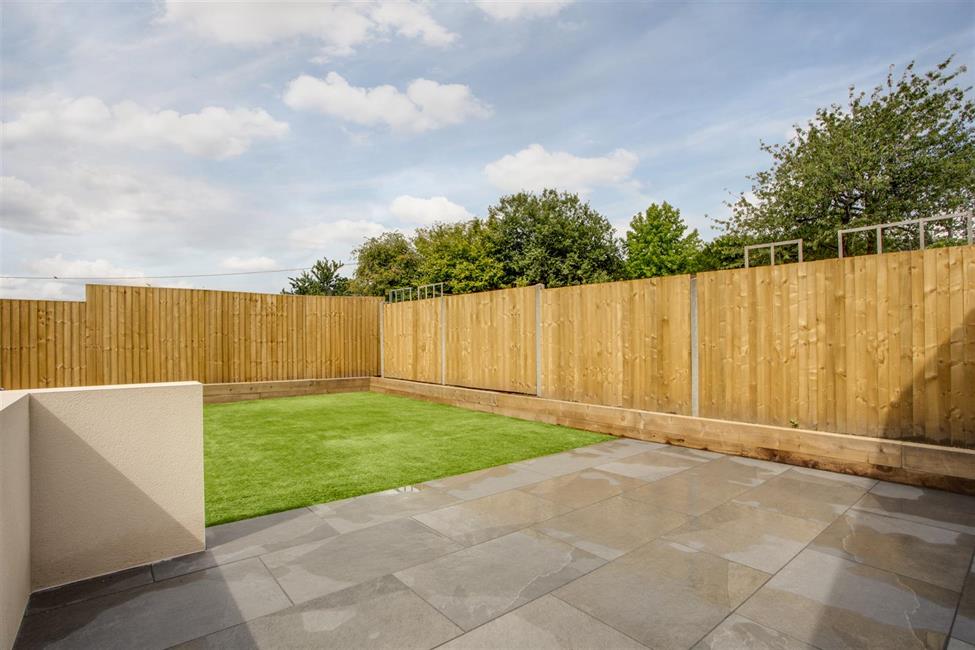 SemiDetached House for sale in Wood Lane Close, Flackwell Heath HP10