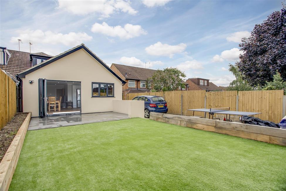 SemiDetached House for sale in Wood Lane Close, Flackwell Heath HP10