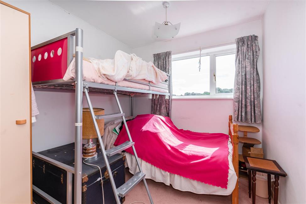 SemiDetached House for sale in Beechtree Avenue, Marlow Bottom SL7 3NH