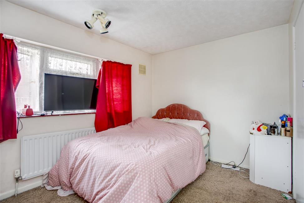 SemiDetached House for sale in Rugwood Road, Flackwell Heath HP10 9HA