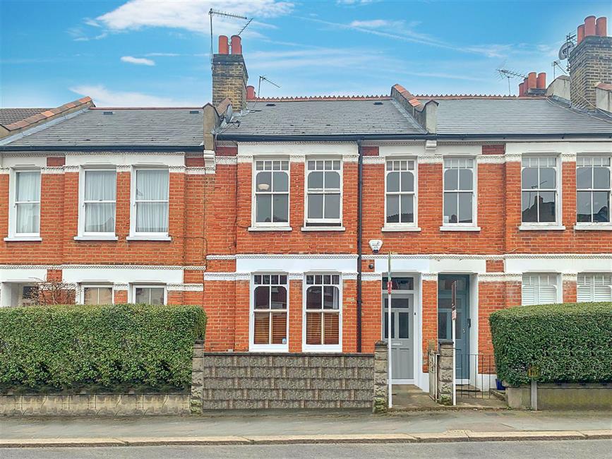 Apartment for sale in Kingswood Road, London SW2 4JN Ford & Partners