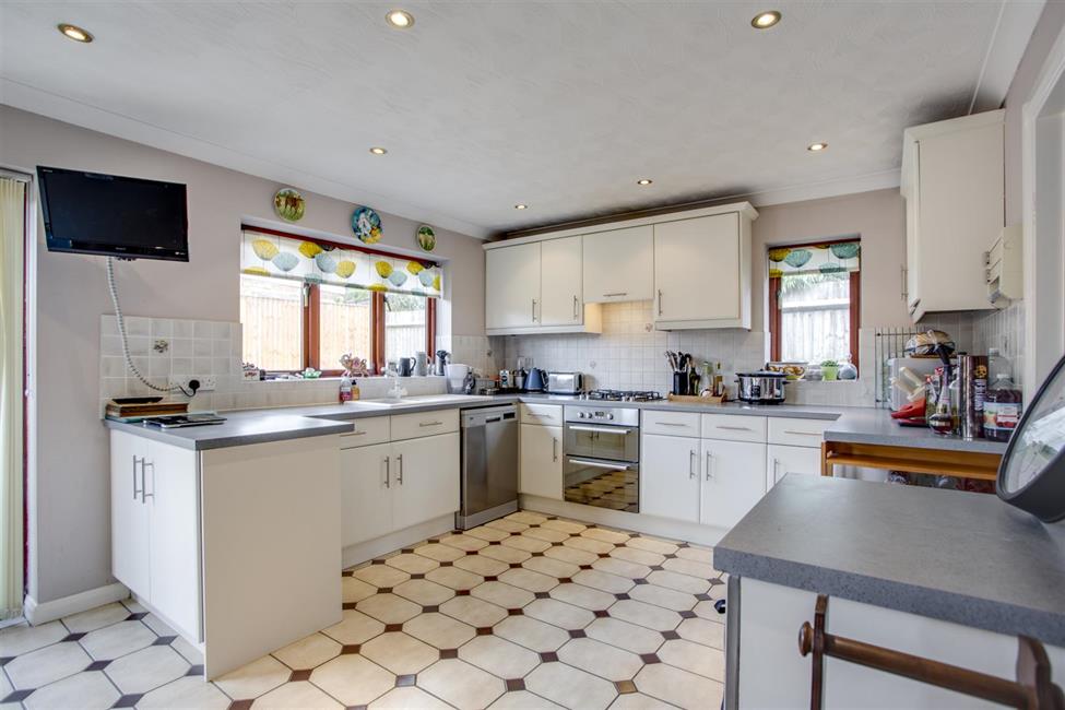 Detached Bungalow for sale in Primrose Hill, Widmer End HP15 6NS Ford