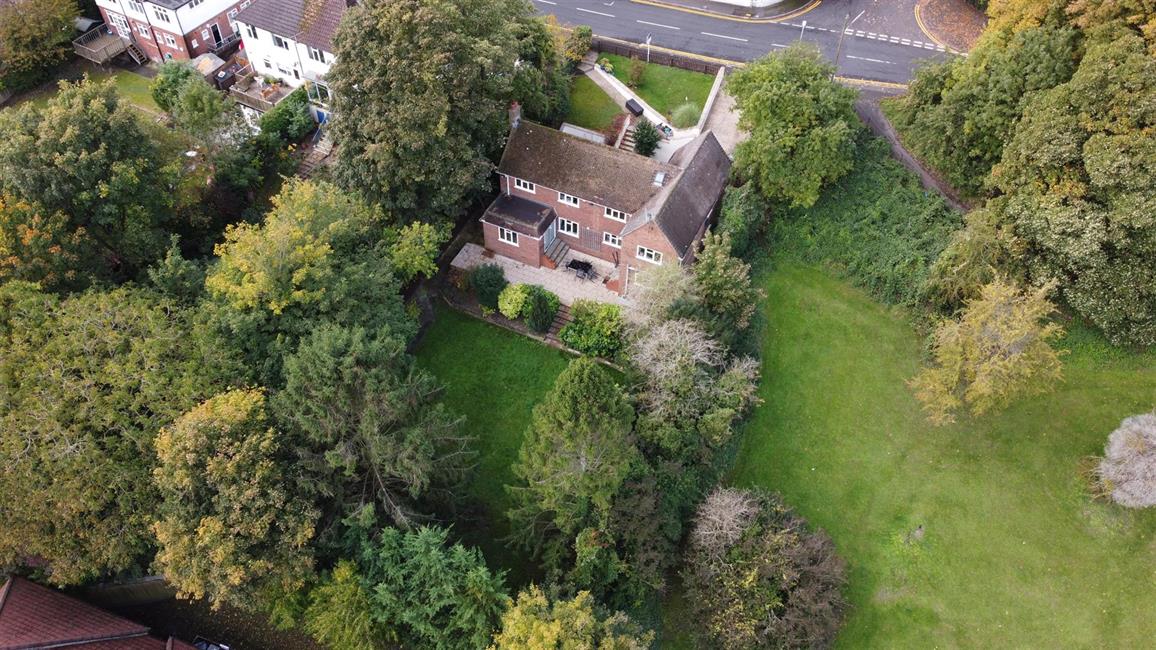 Detached House for sale in Lucas Road, High HP13 6HP Ford