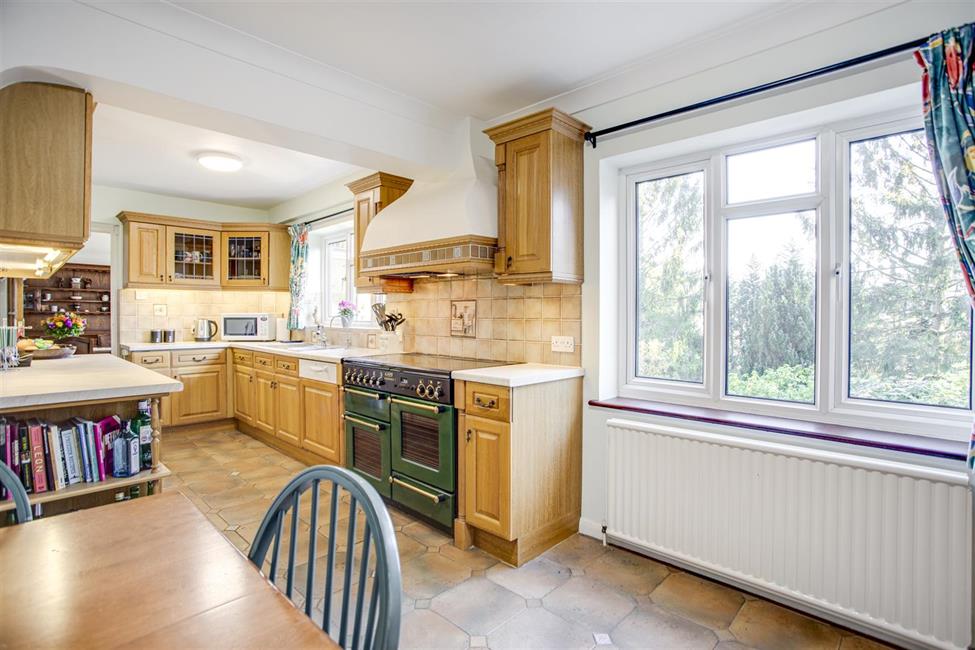 Detached House for sale in Lucas Road, High HP13 6HP Ford