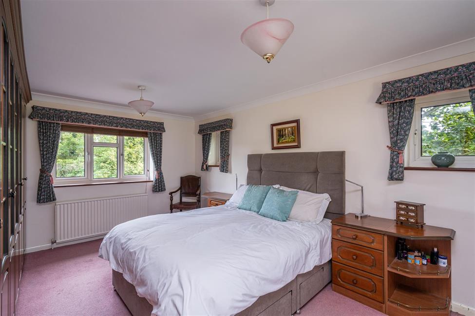 Detached House for sale in Lucas Road, High HP13 6HP Ford