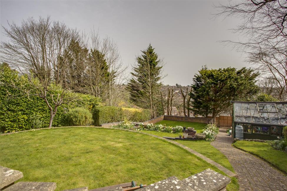 Detached House for sale in Amersham Hill Drive, High HP13 6QY