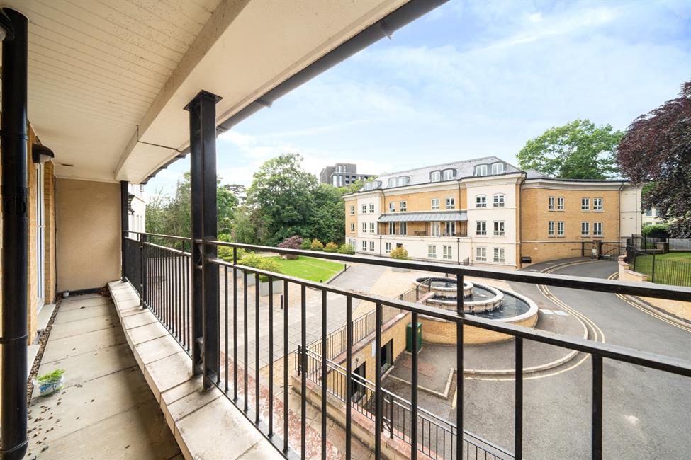 Flat for sale in WOKING GU22 7BB | Foundations of Woking