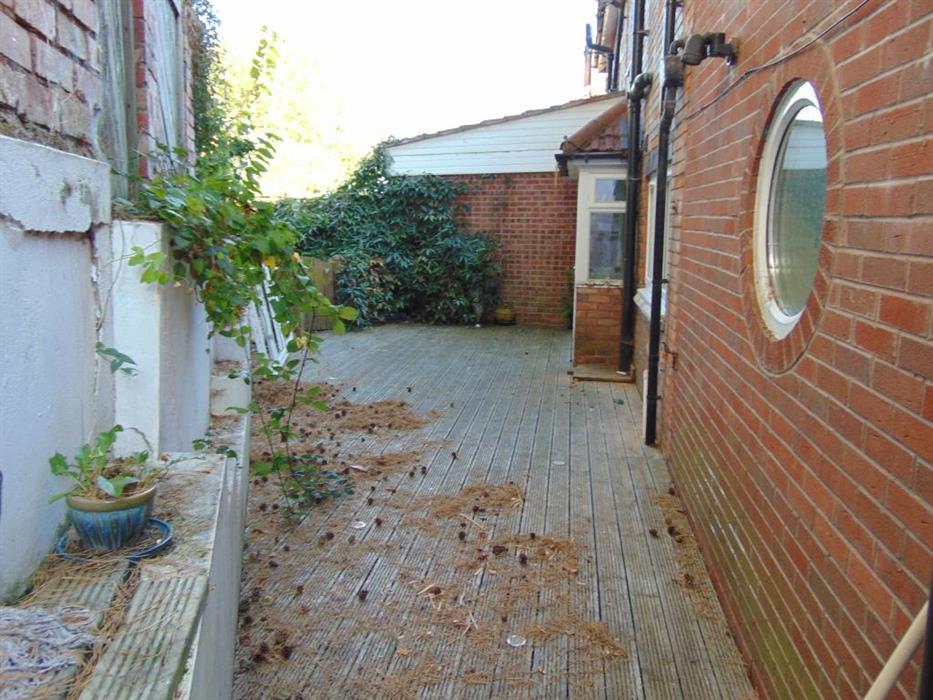 SemiDetached House for sale in Copthall Road, Handsworth, B21 B21 8JG