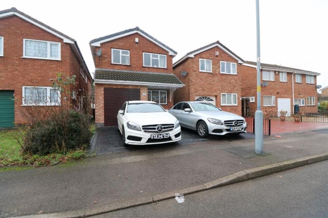 Detached House for sale in Andrew Gardens, Handsworth, B21 B21 9PW