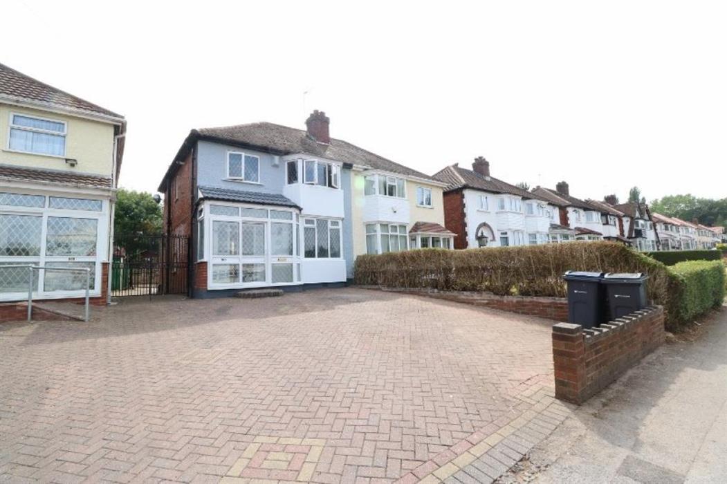 SemiDetached House for sale in Oxhill Road, Handsworth, B21 B21 8JT