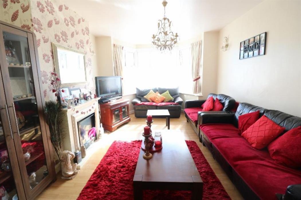 SemiDetached House for sale in Denewood Avenue, Handsworth Wood, B20
