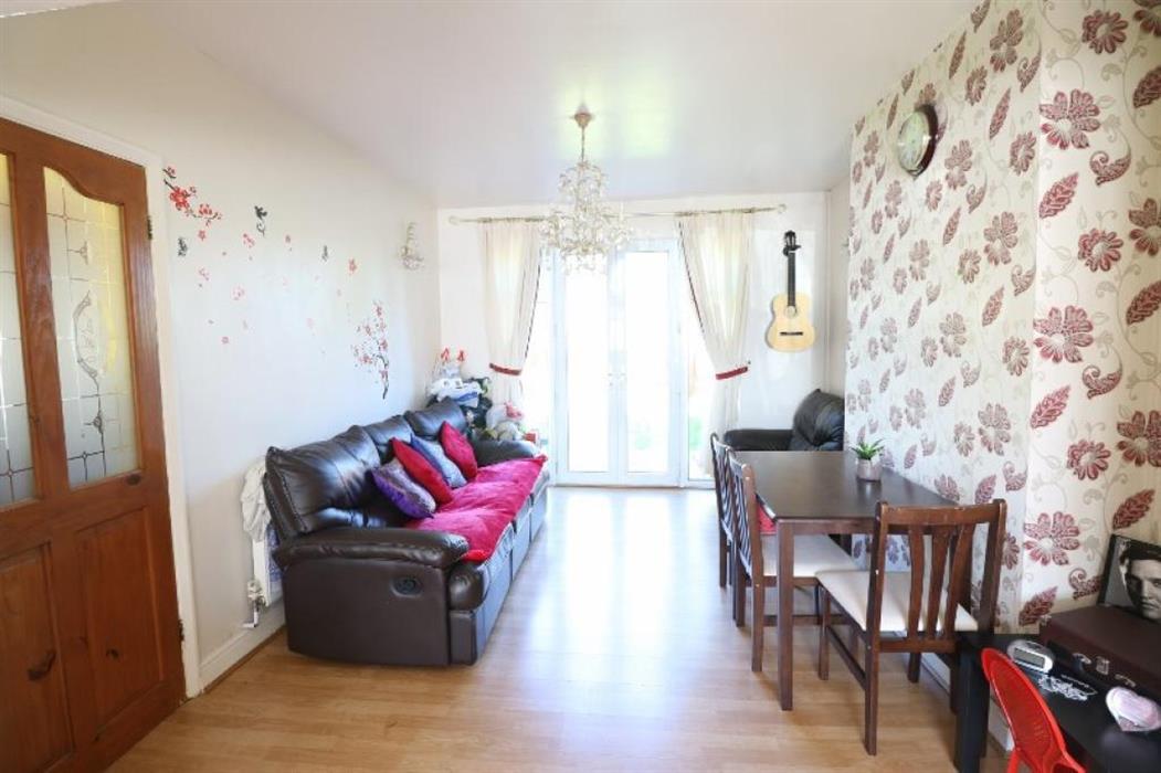 SemiDetached House for sale in Denewood Avenue, Handsworth Wood, B20