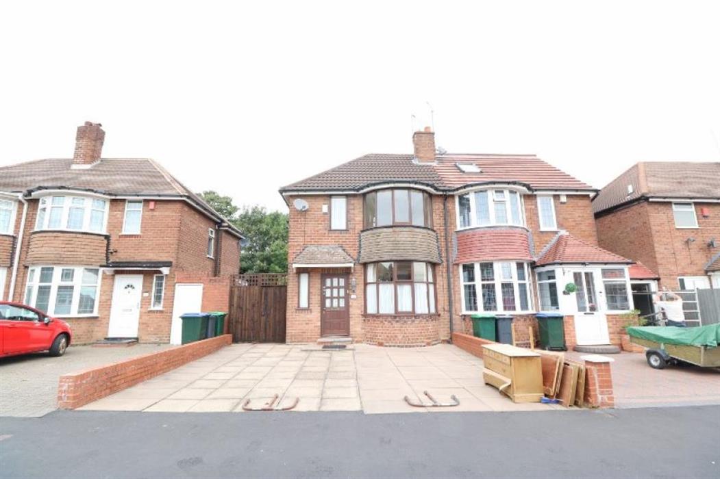 SemiDetached House for sale in Waddington Avenue, Great Barr, B43 B43