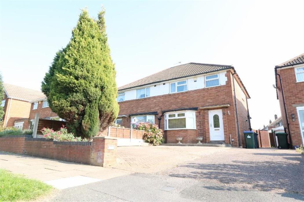 SemiDetached House for sale in Highland Road, Great Barr, B43 B43 7SH