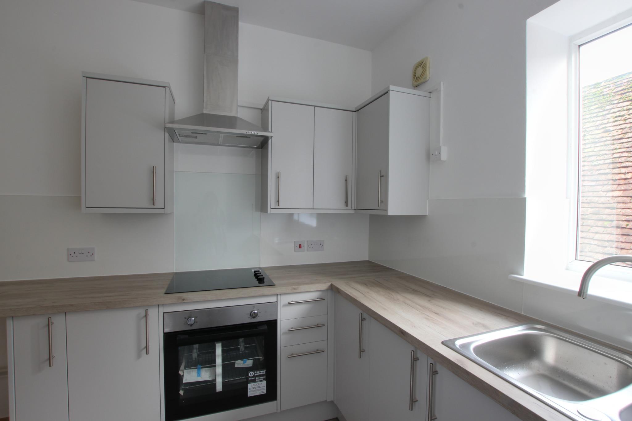 north street - havant - unfurnished