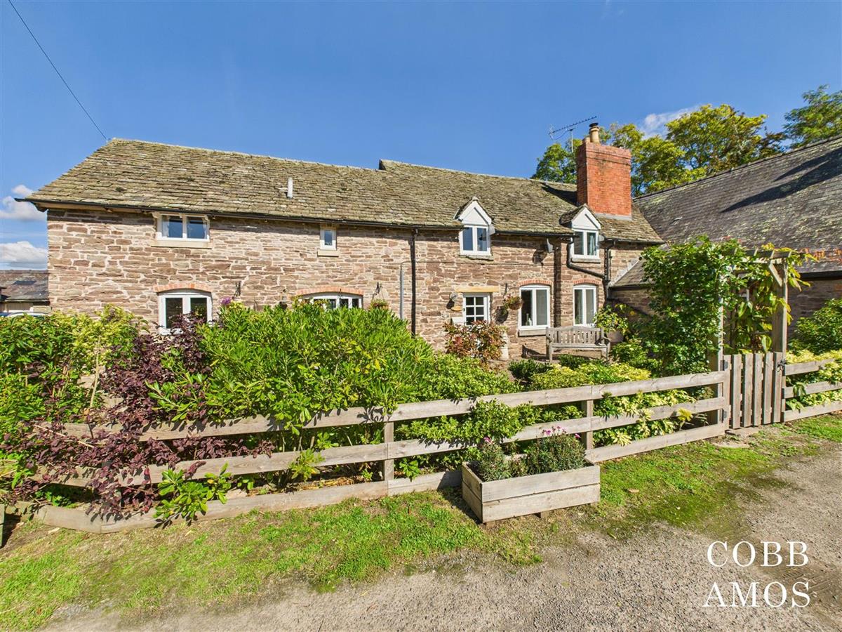 Staunton-On-Arrow, Herefordshire, HR6 9HR