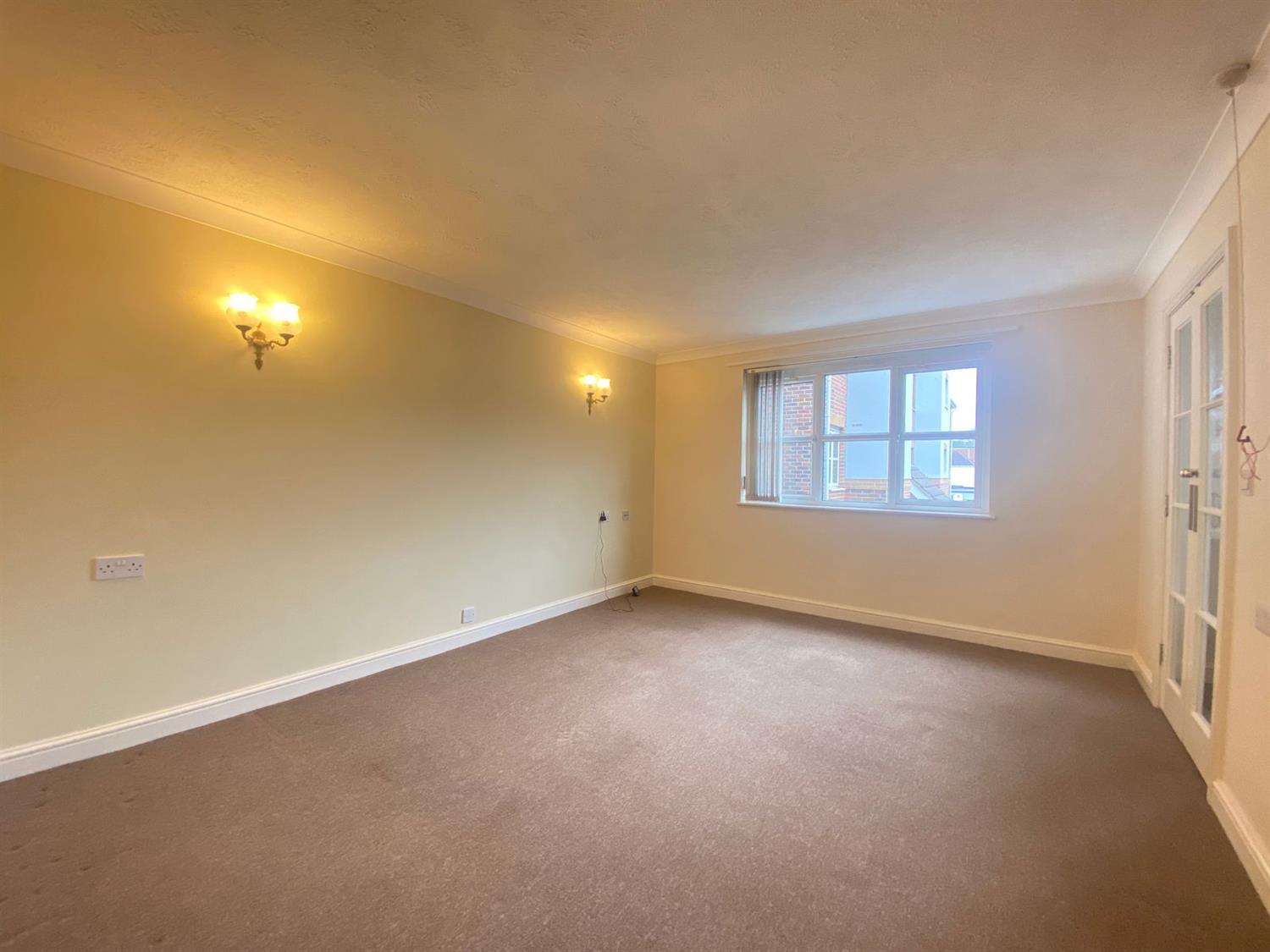 Flat For Sale In Colin Road Preston Paignton TQ3 2NQ Williams Hedge flat-for-sale-in-colin-road-preston-paignton-tq3-2nq-williams-hedge