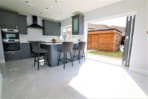 Estate Agents in Colnbrook : S John Homes : 4 Bedroom Semi-Detached House : Slough : £649,950 : Click here for more details on this property