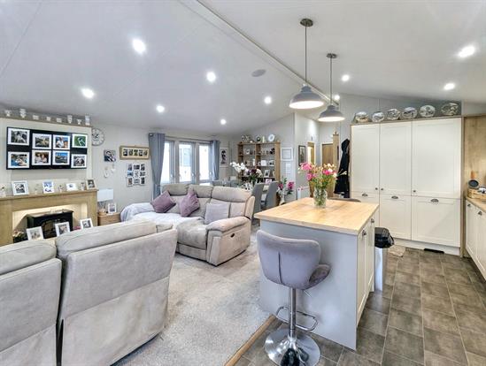 Open Plan Living Room/Dining Area