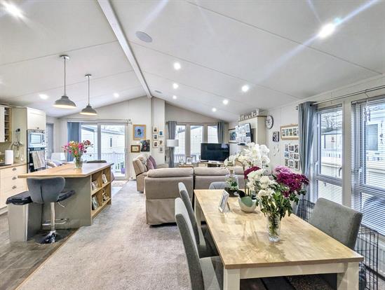 Open Plan Living Room/Dining Area