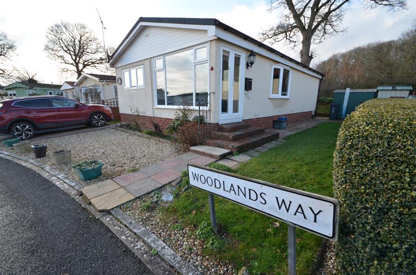 1 Woodlands Way, Cat & Fiddle Park, Clyst St Mary, Exeter