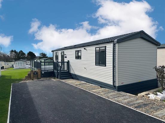 Outside of Lodge & Parking