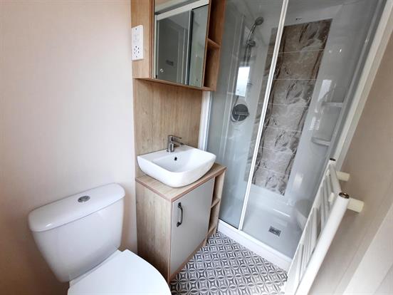 Ensuite Shower Room